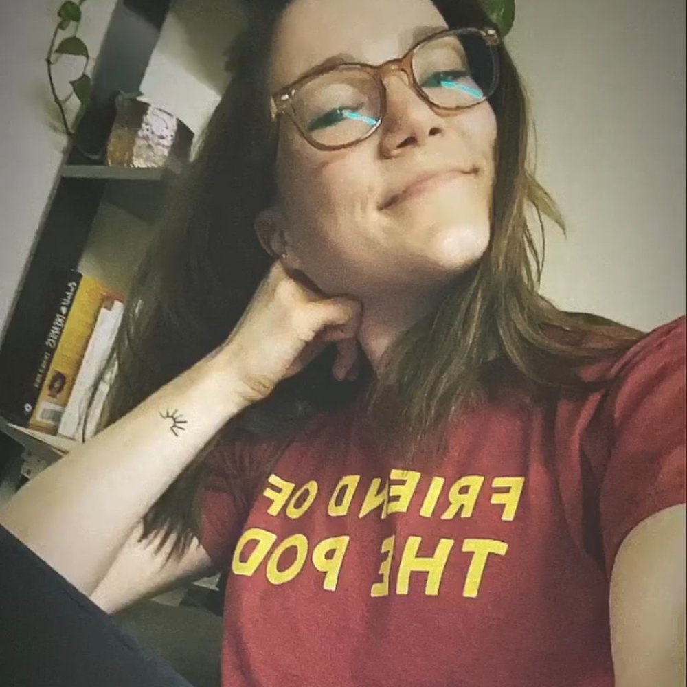 Meet your Posher, Laura